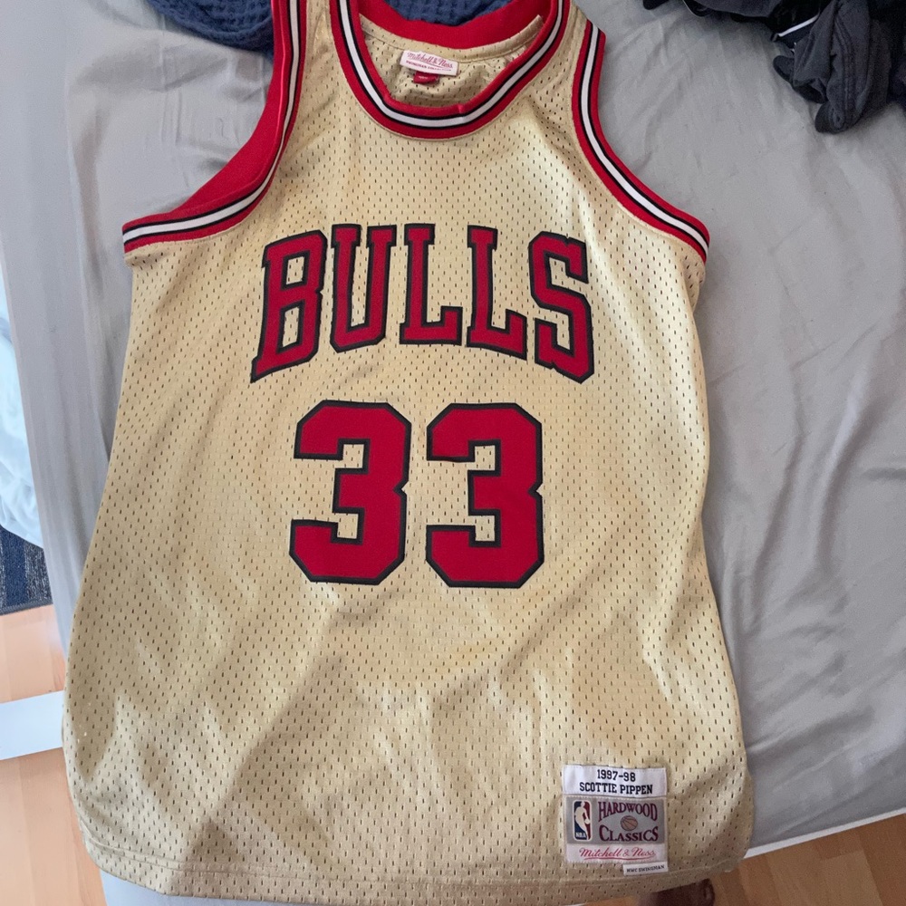 Gold Mitchell and Ness Hardwood Classic Bulls Jersey
